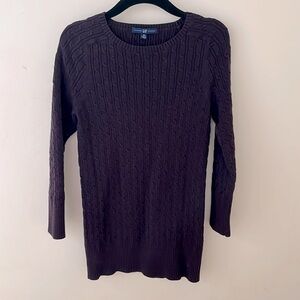 GAP size XS purple sweater. Pre-owned, barely worn, great condition!
